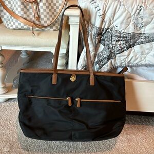 Michael Kors extra large Nylon Tote Bag - Black - Size 21x12 - Good Condition